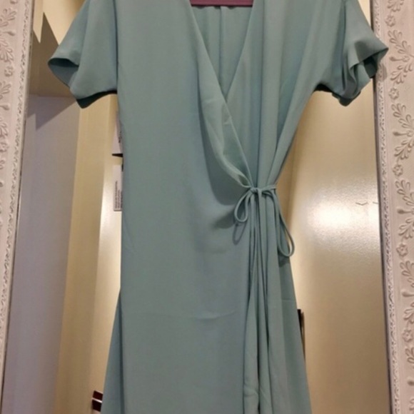 ** SOLD** Babaton Wallace Wrap Dress - Picture 2 of 3